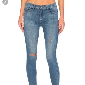 Siwy Mid Rise Distressed Lauren Denim
